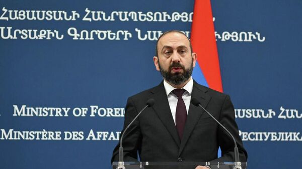 Արարատ Միրզոյան - Sputnik Արմենիա