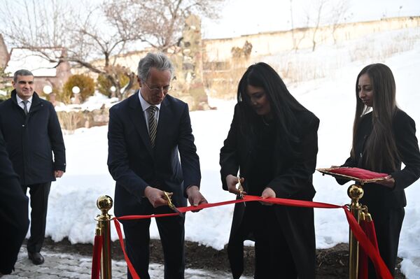 Արտադրամասի բացումը - Sputnik Արմենիա