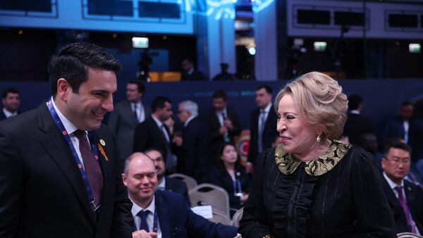 Ալեն Սիմոնյանն ու ՎԱլենտինա Մատվիենկոն - Sputnik Արմենիա