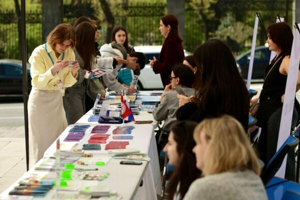 «Ուսումը Ռուսաստանում»  ցուցահանդեսը Երևանում - Sputnik Արմենիա