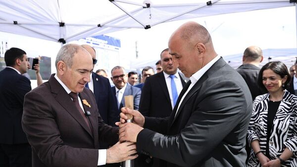 Երևանում տեղի ունեցավ Արթուր Աբրահամի անվան մարզահամալիրի հիմնարկեքի արարողությունը - Sputnik Արմենիա