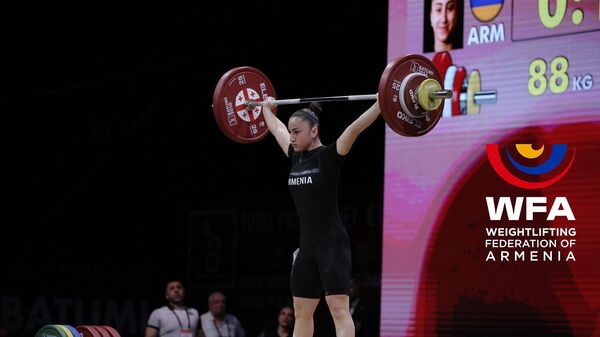 Александра Григорян на Чемпионате Европы по тяжелой атлетике (20 апреля 2026). Батуми - Sputnik Արմենիա