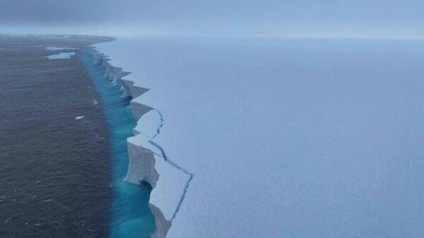 Крупнейший в мире Iceberg A23a - Sputnik Արմենիա
