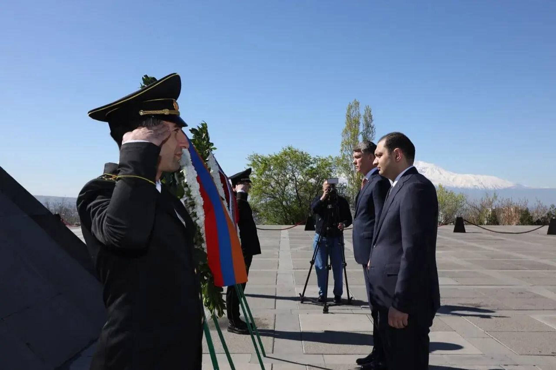 Делегация Федеральной службы судебных приставов России во главе с директором Службы Дмитрий Аристов посетила с рабочим визитом Армению - Sputnik Армения, 1920, 23.04.2026