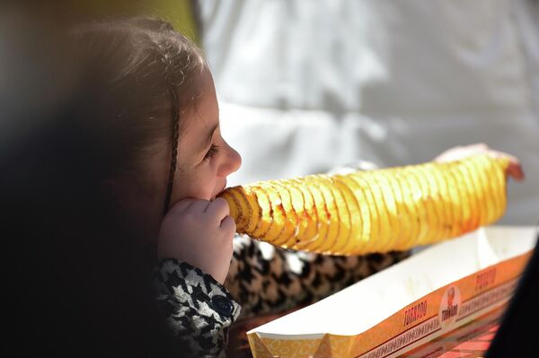 Երեխաներին հատկապես դուր է գալիս զսպանակ-կարտոֆիլը - Sputnik Արմենիա