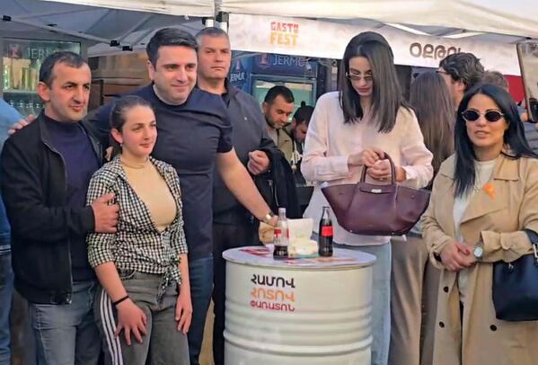 Ալեն Սիմոնյանը - Sputnik Արմենիա