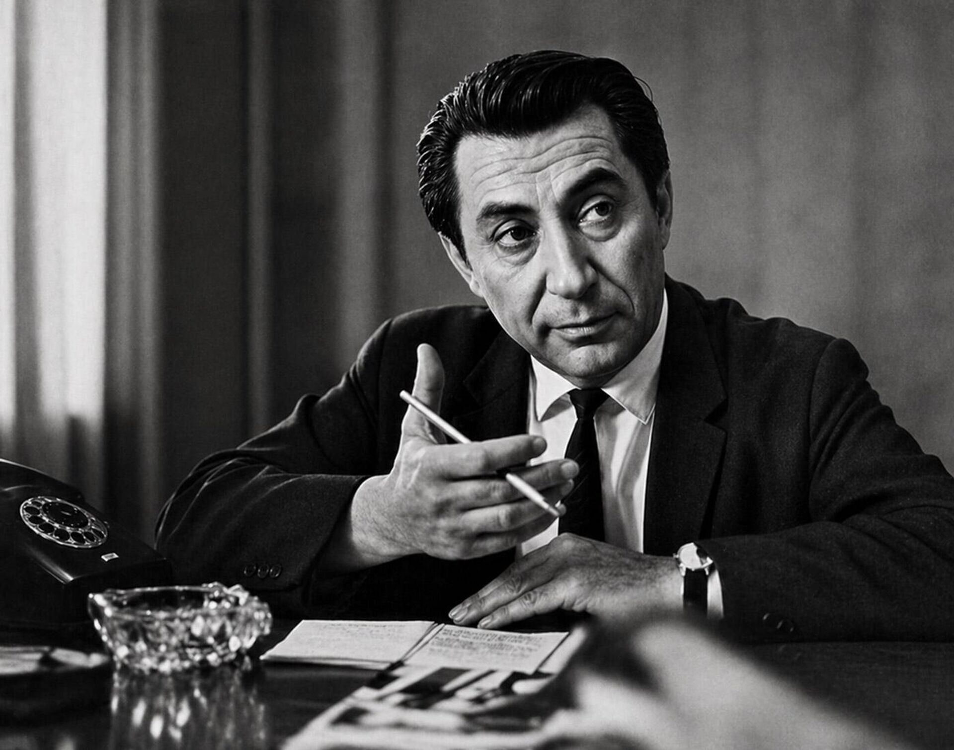 Отреставрированная с помощью ИИ фотография Григора Оганесовича Асратяна - Sputnik Армения, 1920, 27.04.2026