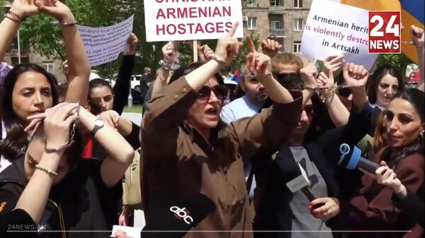 Акция протеста у СКК (4 мая 2026). Ереван - Sputnik Արմենիա