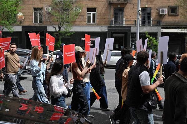 «Հայաստան» դաշինքի ներկայացուցիչների երթը - Sputnik Արմենիա