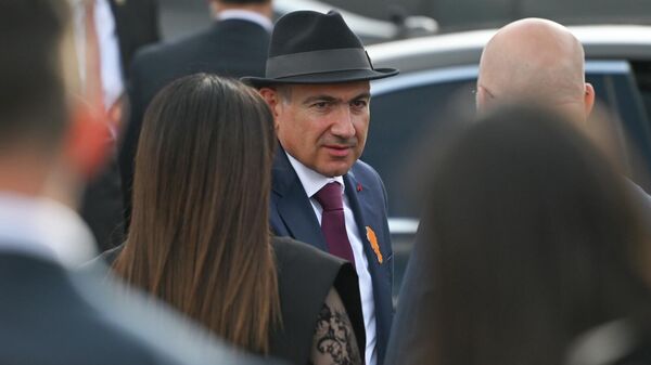 Никол Пашинян у мемориала памяти жертв Спитакского землетрясения (5 мая 2026). Гюмри Никол Пашинян у мемориала памяти жертв Спитакского землетрясения (5 мая 2026). Гюмри - Sputnik Армения