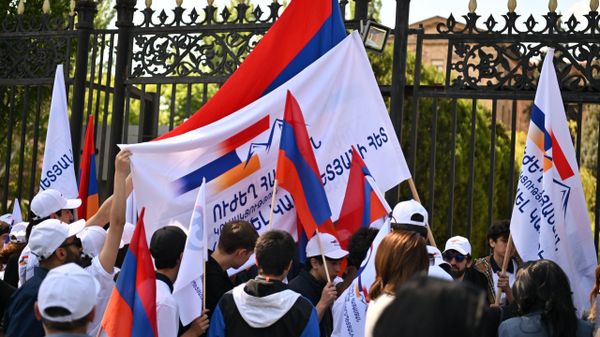 «Ուժեղ Հայաստան» դաշինքի կողմնակիցներ - Sputnik Արմենիա