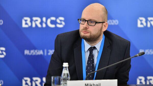Михаил Калугин принимает участие в заседании шерп/су-шерп стран БРИКС (8 декабря 2020). Москвa - Sputnik Армения