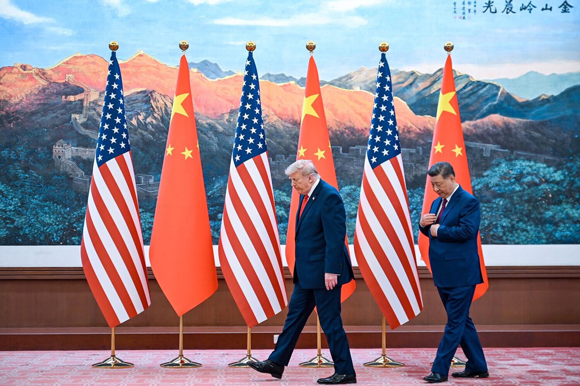 Председатель КНР Си Цзиньпин и президент США Дональд Трамп встречаются в Большом зале народных собраний (14 мая 2026). Пекин - Sputnik Արմենիա, 1920, 14.05.2026