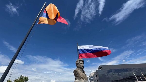 В Ереване прошел торжественный митинг, посвященный дню рождения генерала Паскевича - Sputnik Армения
