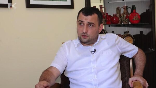 Артур Осипян во время интервью Artsakh TV News (5 августа 2022). Карабах - Sputnik Армения