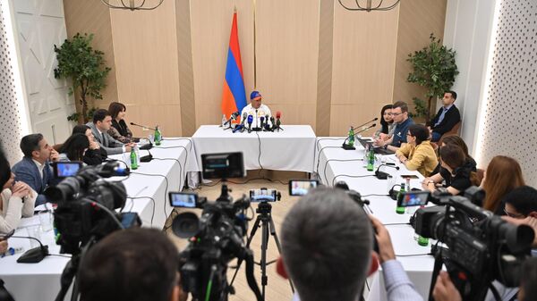 Նիկոլ Փաշինյան - Sputnik Արմենիա