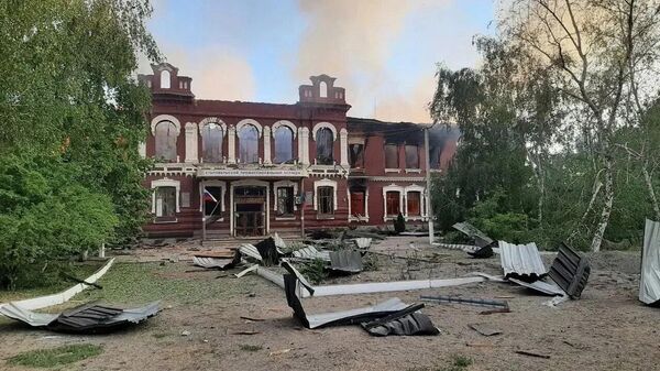 Последствия атаки на учебный корпус и общежитие Старобельского колледжа нашего педуниверситета - Sputnik Армения