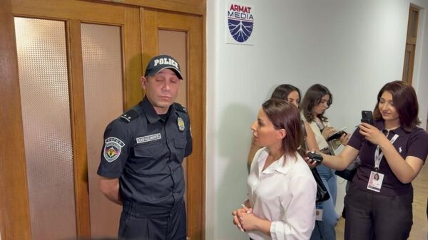 Обыск в офисе Armat Media - Sputnik Армения