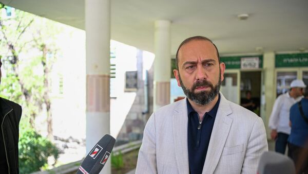 Արարատ Միրզոյան - Sputnik Արմենիա