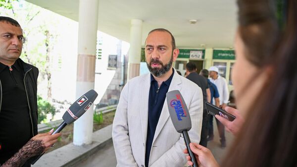 Արարատ Միրզոյան - Sputnik Արմենիա