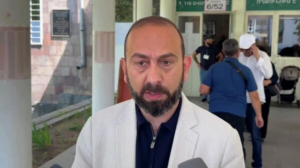 Отношения между Арменией и Россией нуждаются в определенном оздоровлении: Мирзоян - Sputnik Армения