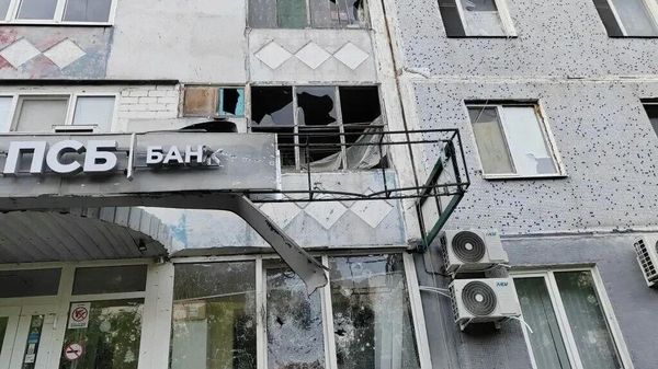 Три мирных жителя пострадали в результате массированной атаке ВСУ (7 июня 2026). Энергодар - Sputnik Армения