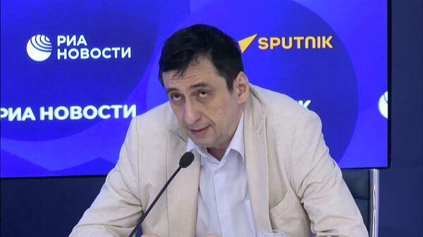 Ради отрыва от России и ЕАЭС, Анкара и Баку готовы подставить плечо Еревану - Sputnik Армения
