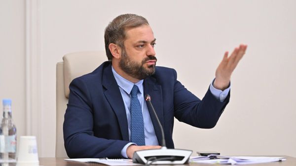 Министр экономики Геворк Папоян - Sputnik Армения