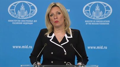Мария Захарова во время еженедельного брифинга (18 июня 2026). Москвa