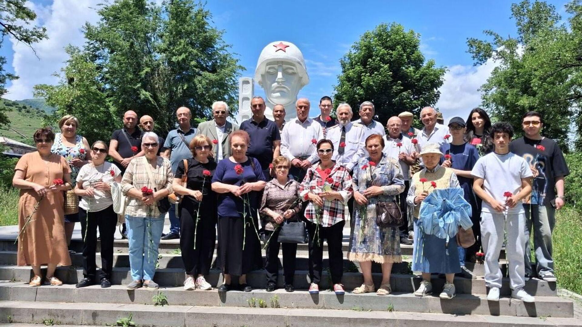 Акция памяти, посвящённая Дню памяти и скорби (22 июня 2026). Ванадзор Акция памяти, посвящённая Дню памяти и скорби (22 июня 2026). Ванадзор - Sputnik Արմենիա, 1920, 22.06.2026