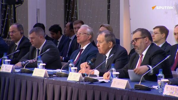  Белоруссию стремятся втянуть в украинский конфликт, заявил Лавров об угрозах Киева в адрес Минска - Sputnik Армения