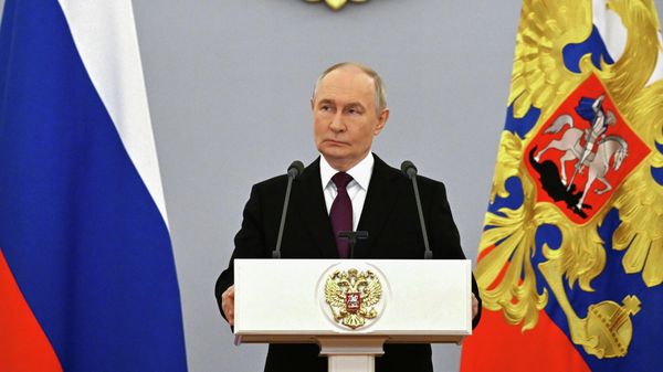 Встреча Владимира Путина с выпускниками вузов силовых ведомств - Sputnik Армения