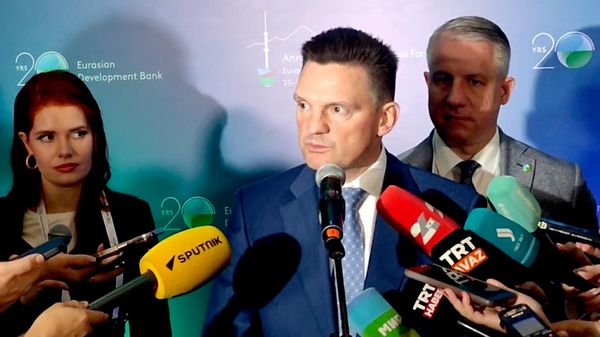 ЕАБР постарается сформировать правильную для Армении страновую стратегию — председатель правления банка - Sputnik Армения