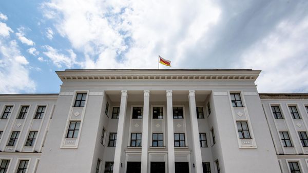 Здание парламента Южной Осетии - Sputnik Армения