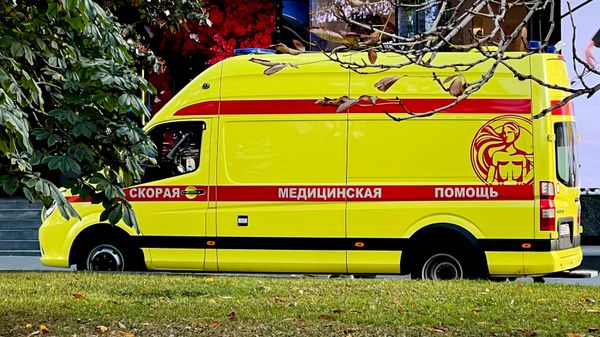 Автомобиль скорой помощи в Москве - Sputnik Армения