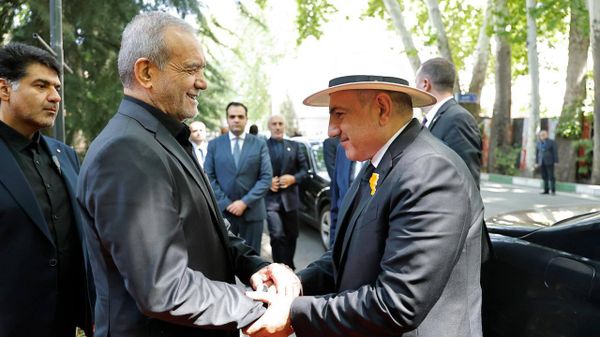 Փաշինյանն ու Փեզեշքիանը - Sputnik Արմենիա