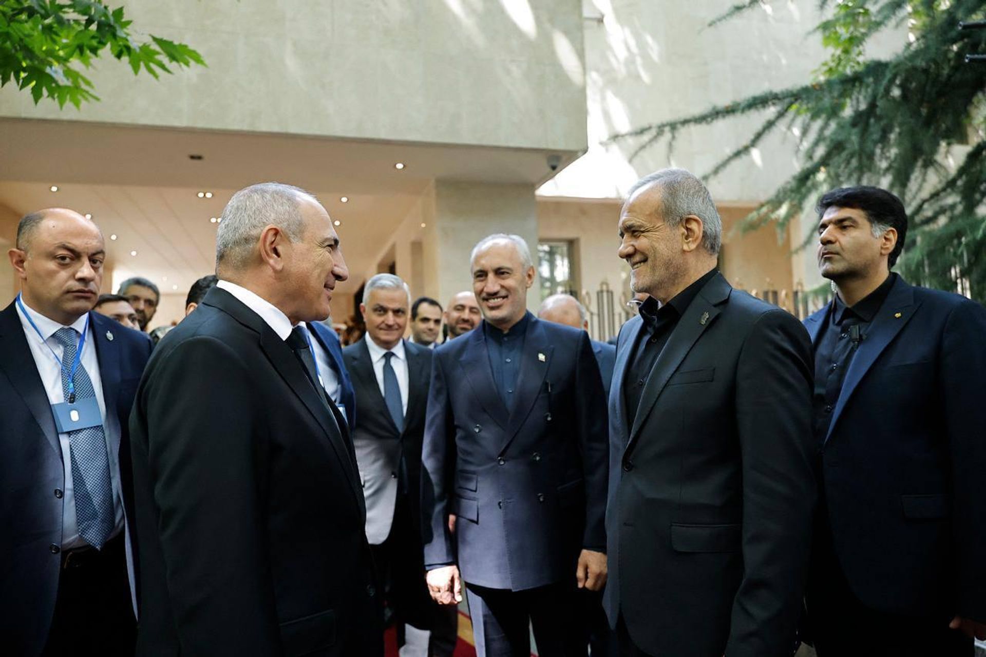 Премьер-министр Никол Пашинян встретился с президентом Ирана Масудом Пезешкианом (3 июля 2026). Тегеран - Sputnik Армения, 1920, 03.07.2026