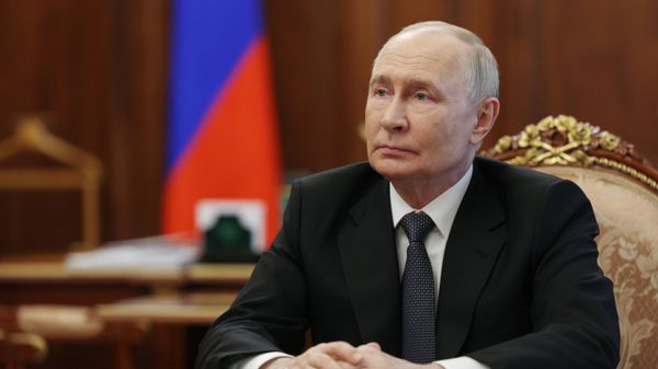 Президент РФ Владимир Путин - Sputnik Армения