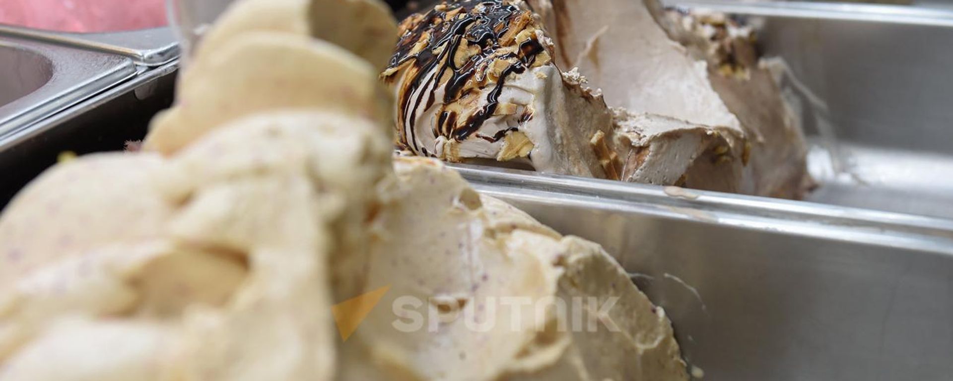 Итальянское мороженое Sorriso Gelato в Еревaне - Sputnik Армения, 1920, 10.06.2021