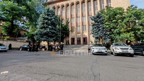 Здание Конституционного суда - Sputnik Армения