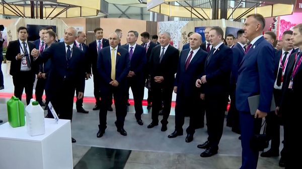 Пашинян ознакомился с новыми разработками на выставке Иннопром-2026 в Екатеринбурге - Sputnik Армения