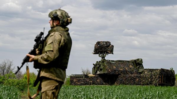 Зенитный ракетный комплекс Тор-М2 1117-го зенитного ракетного полка 1-й танковой армии группировки войск Запад на Купянском участке специальной военной операции. - Sputnik Армения