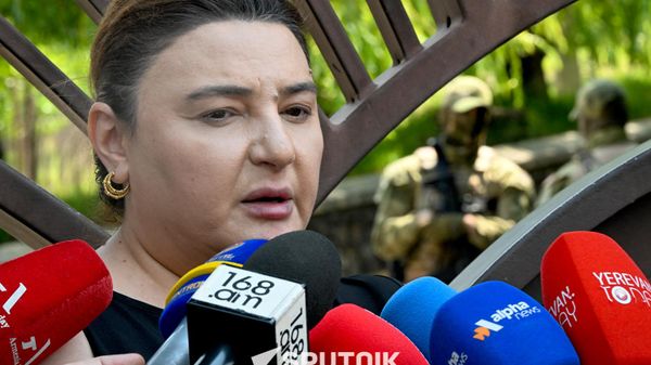 Ивета Тоноян отвечает на вопросы прессы (6 июля 2026). Ариндж - Sputnik Армения