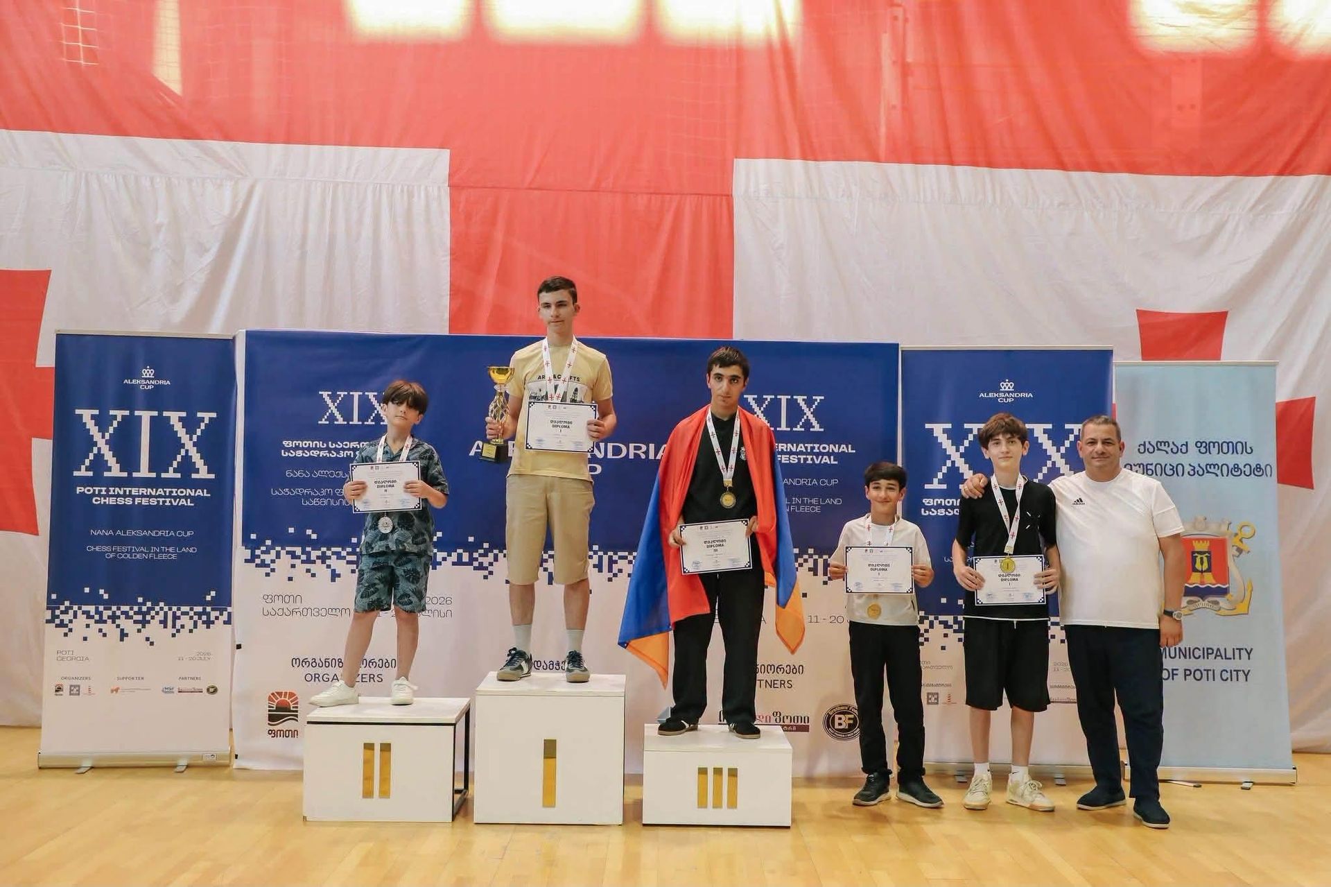 На международном шахматном турнире 19th Poti International Chess Festival Nana Aleksandria Cup, который прошел в городе Поти, Грузия, армянские шахматисты заняли ряд призовых мест. - Sputnik Արմենիա, 1920, 22.07.2026