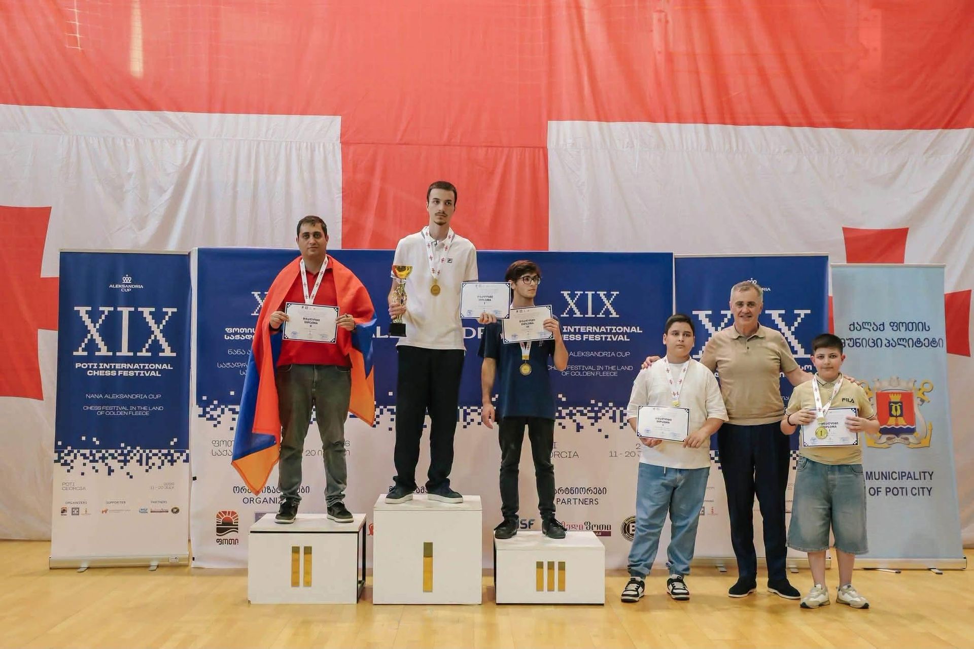 На международном шахматном турнире 19th Poti International Chess Festival Nana Aleksandria Cup, который прошел в городе Поти, Грузия, армянские шахматисты заняли ряд призовых мест. - Sputnik Армения, 1920, 22.07.2026