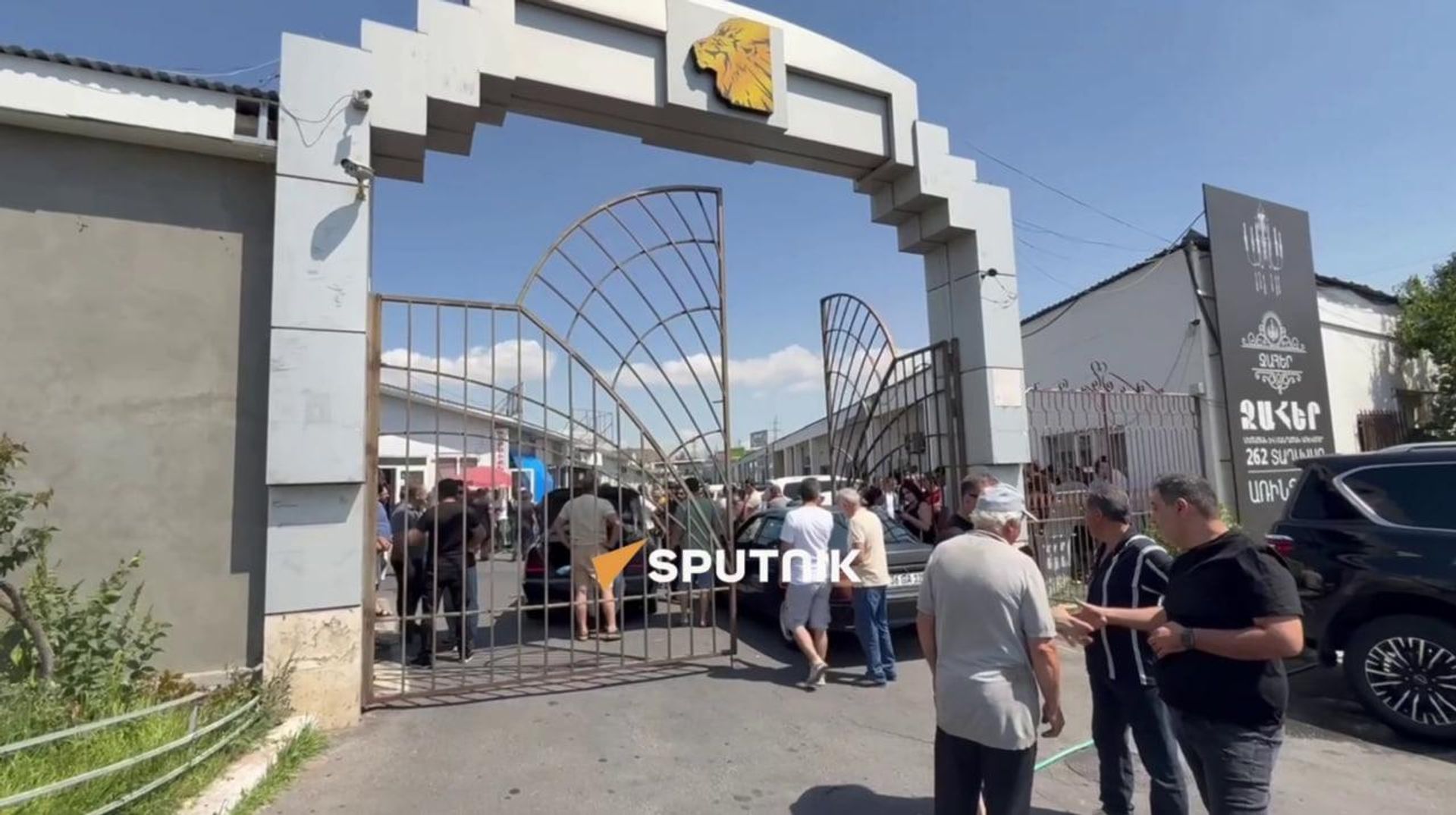 Ситуация у ТЦ Ариндж Мол (23 июля 2026). Еревaн - Sputnik Արմենիա, 1920, 23.07.2026