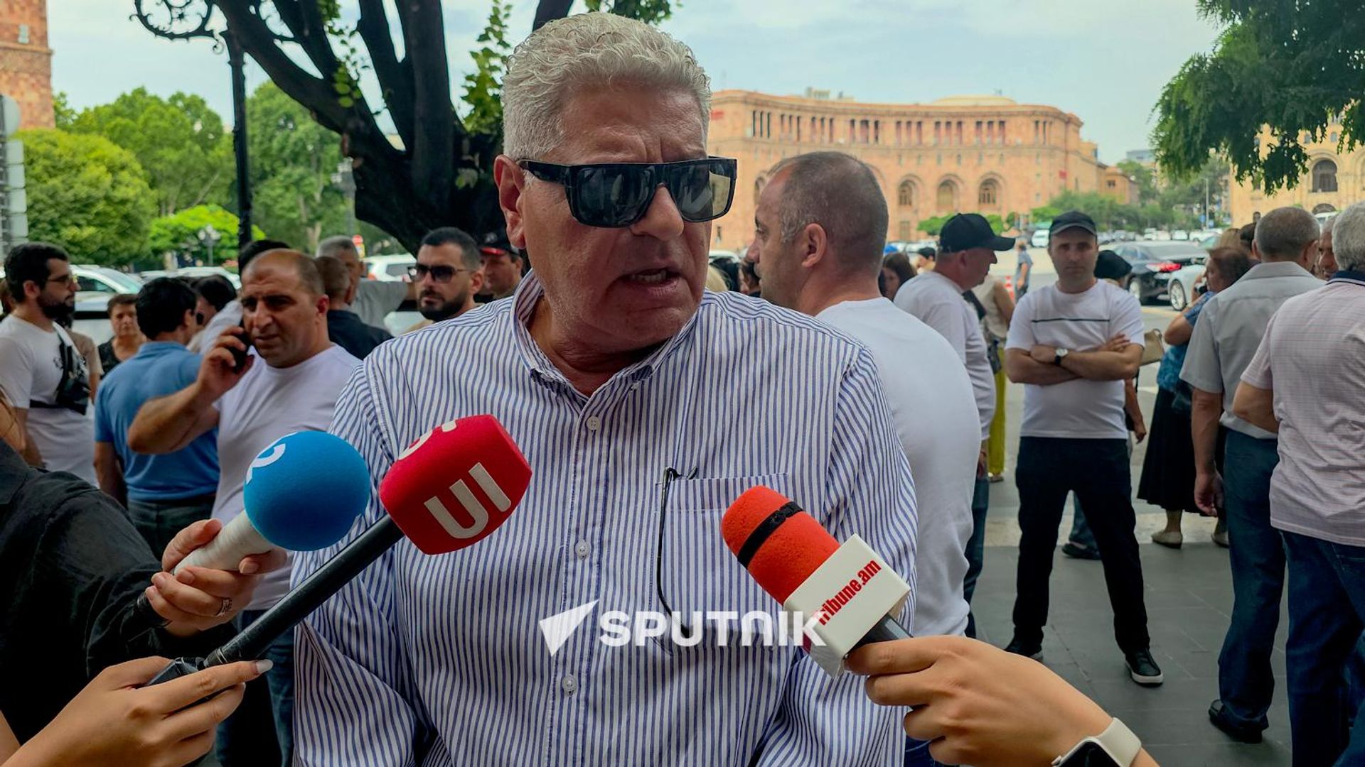 Акция в поддержку Гагика Царукяна у здания правительства (30 июля 2026). Еревaн - Sputnik Армения, 1920, 30.07.2026