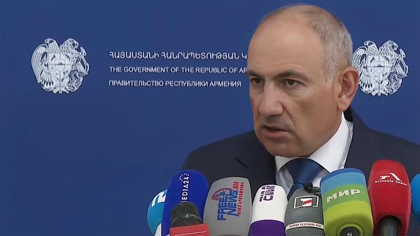 Премьер-министр Никол Пашинян отвечает на вопросы журналистов (30 июля 2026). Еревaн - Sputnik Армения
