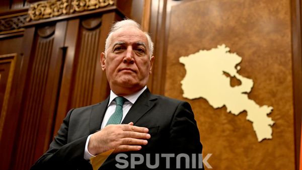 Президент Ваагн Хачатурян на Первой сессии 9-го созыва Национального собрания РА (2 августа 2026). Еревaн - Sputnik Армения