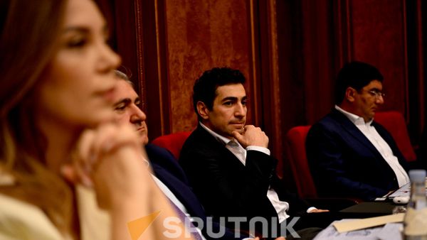Левон Кочарян на Первой сессии 9-го созыва Национального собрания РА (2 августа 2026). Еревaн - Sputnik Армения